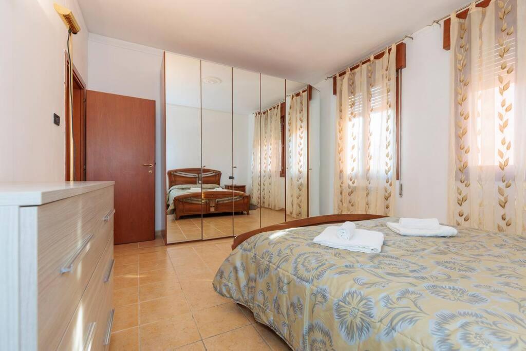 Casa Carla - Comodo Appartamento In Venice Cannaregio - 2 Camere Private Exteriör bild